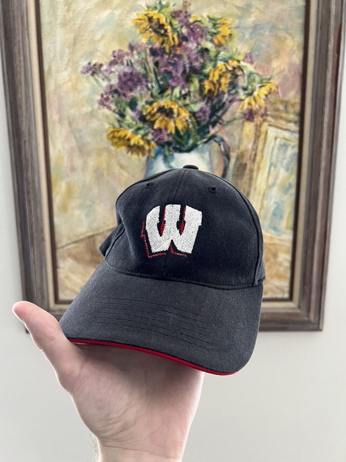 NCAA × Vintage Vintage 90s Wisconsin Badgers College Dad Hat Size ONE SIZE - 1 Thumbnail
