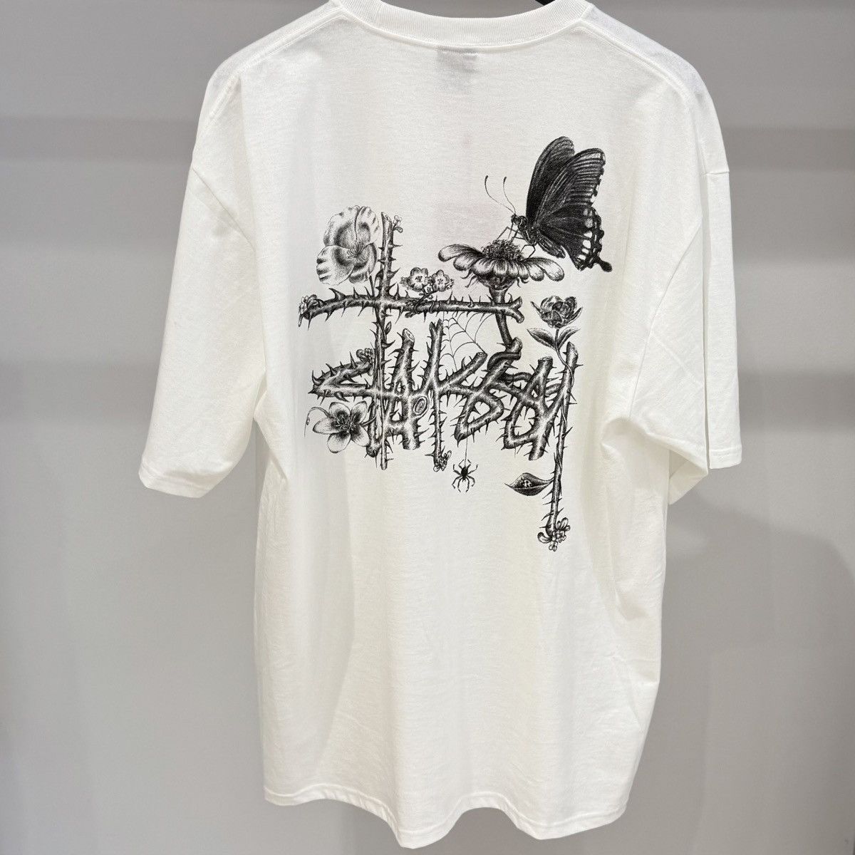 Stussy Stussy In Bloom Tee Size US XL / EU 56 / 4 - 2 Thumbnail