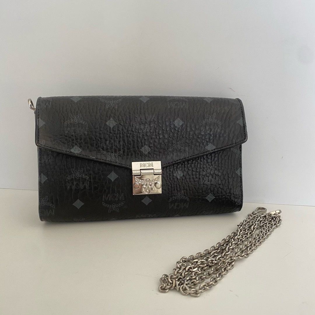 MCM Pre-loved Bag Very good condition Size ONE SIZE - 1 Thumbnail
