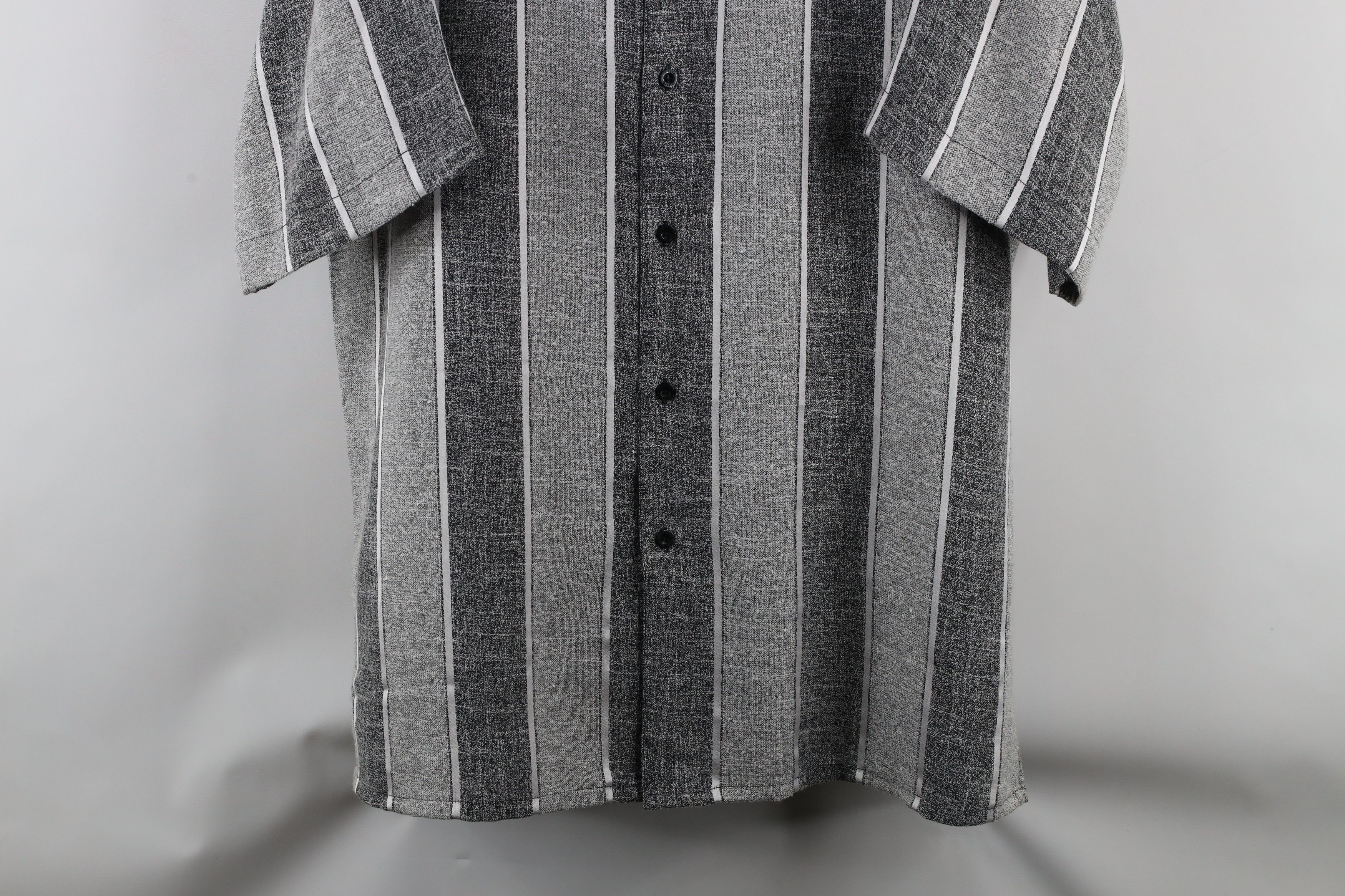 Vintage Vintage 90s Rockabilly Block Short Sleeve Button Shirt Size US L / EU 52-54 / 3 - 3 Thumbnail
