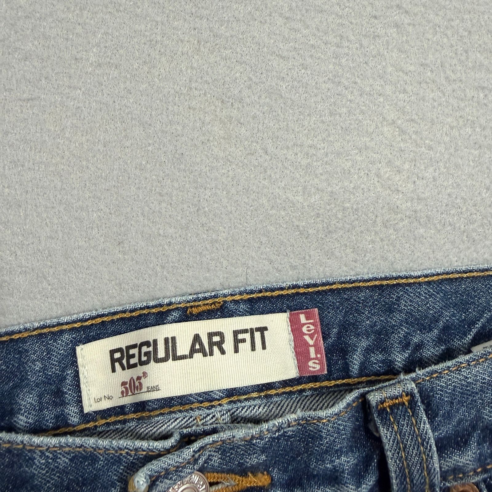 Levi's Vintage Levis 505 Jeans Men's 36x32 Blue Faded Distressed Size US 36 / EU 52 - 6 Thumbnail