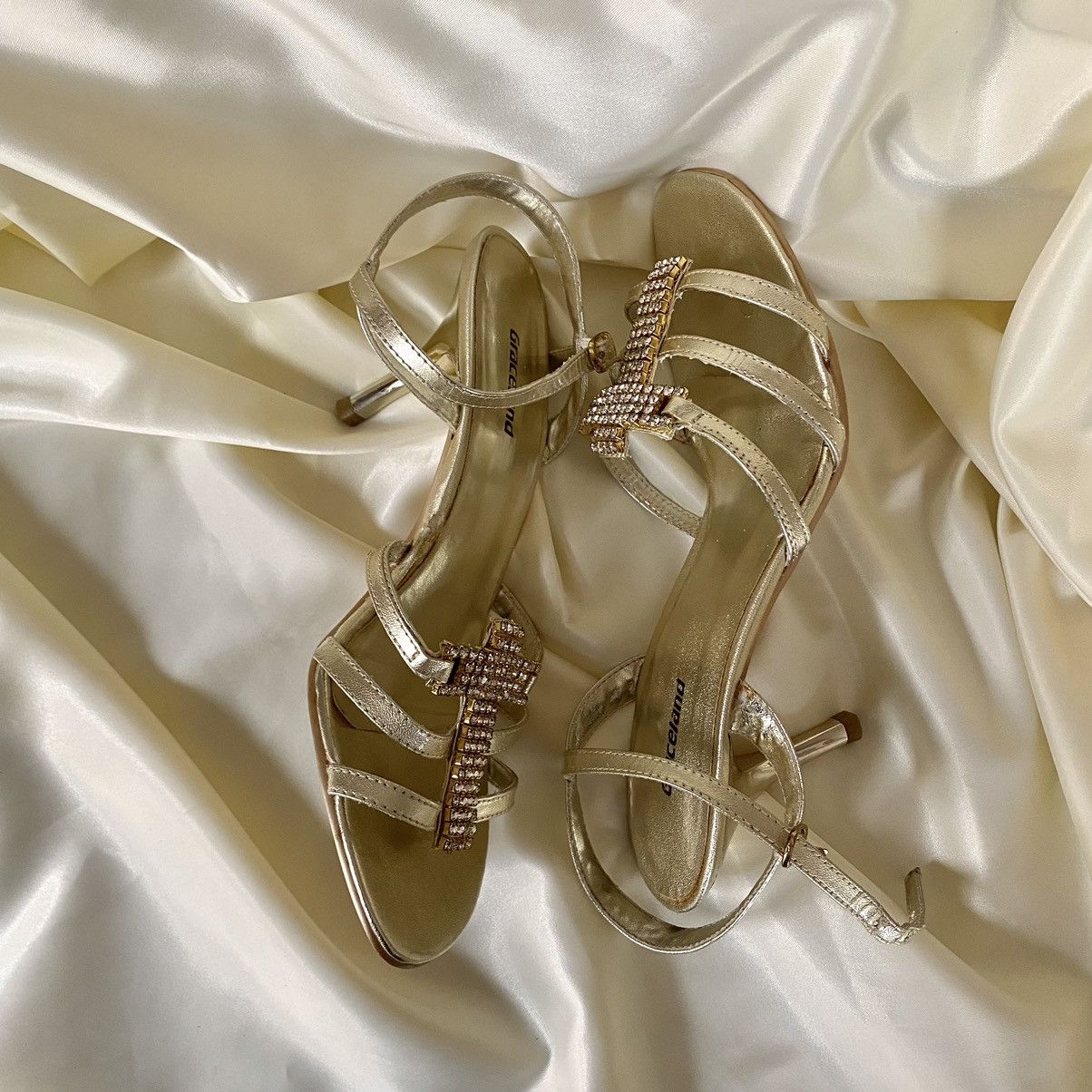 Vintage Vintage gold kitten heels with crosses Size US 6.5 / IT 36.5 - 4 Thumbnail