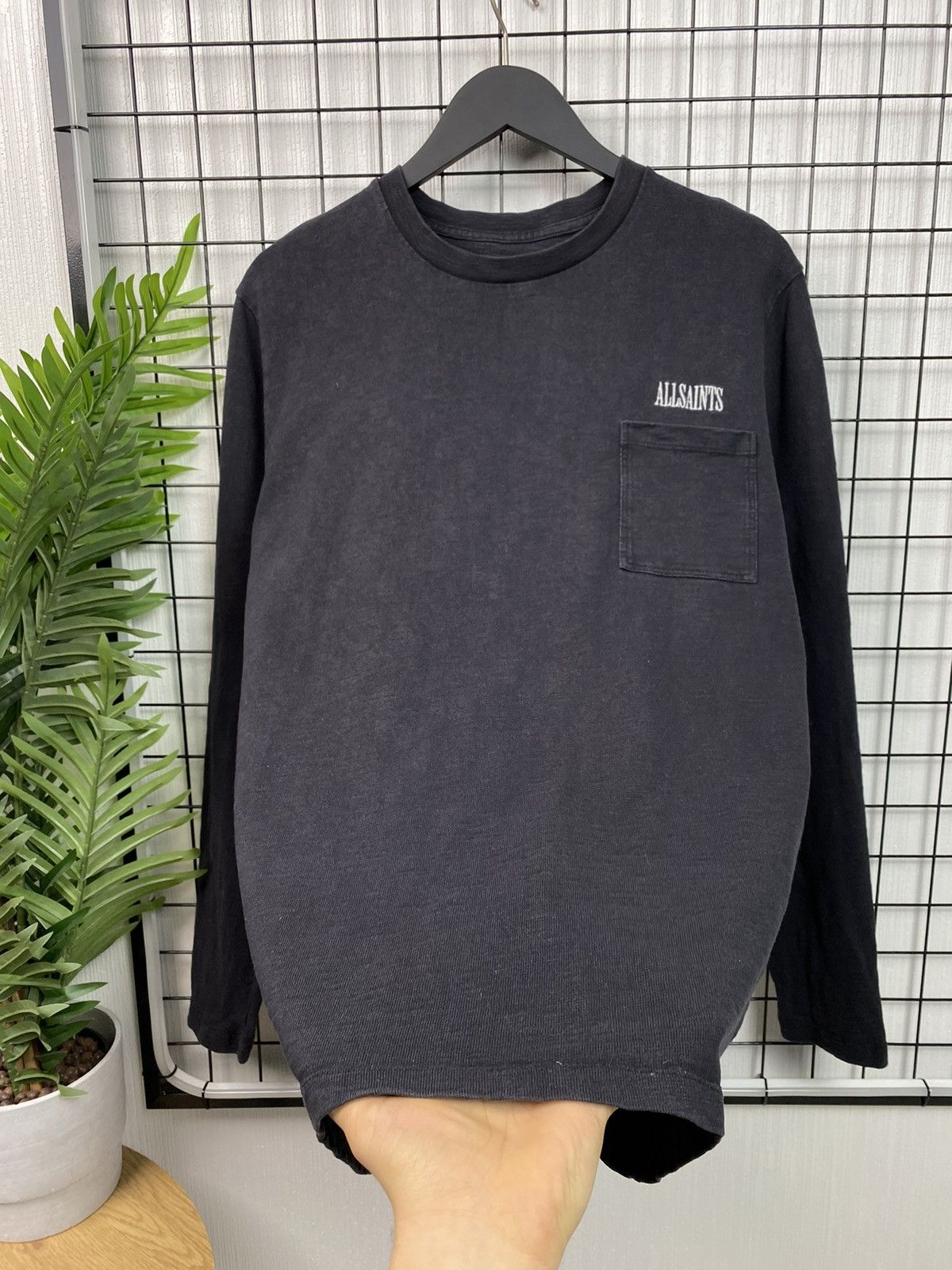 Allsaints AllSaints luxury streetwear overprinted longsleeve shirt Men Size US L / EU 52-54 / 3 - 6 Thumbnail