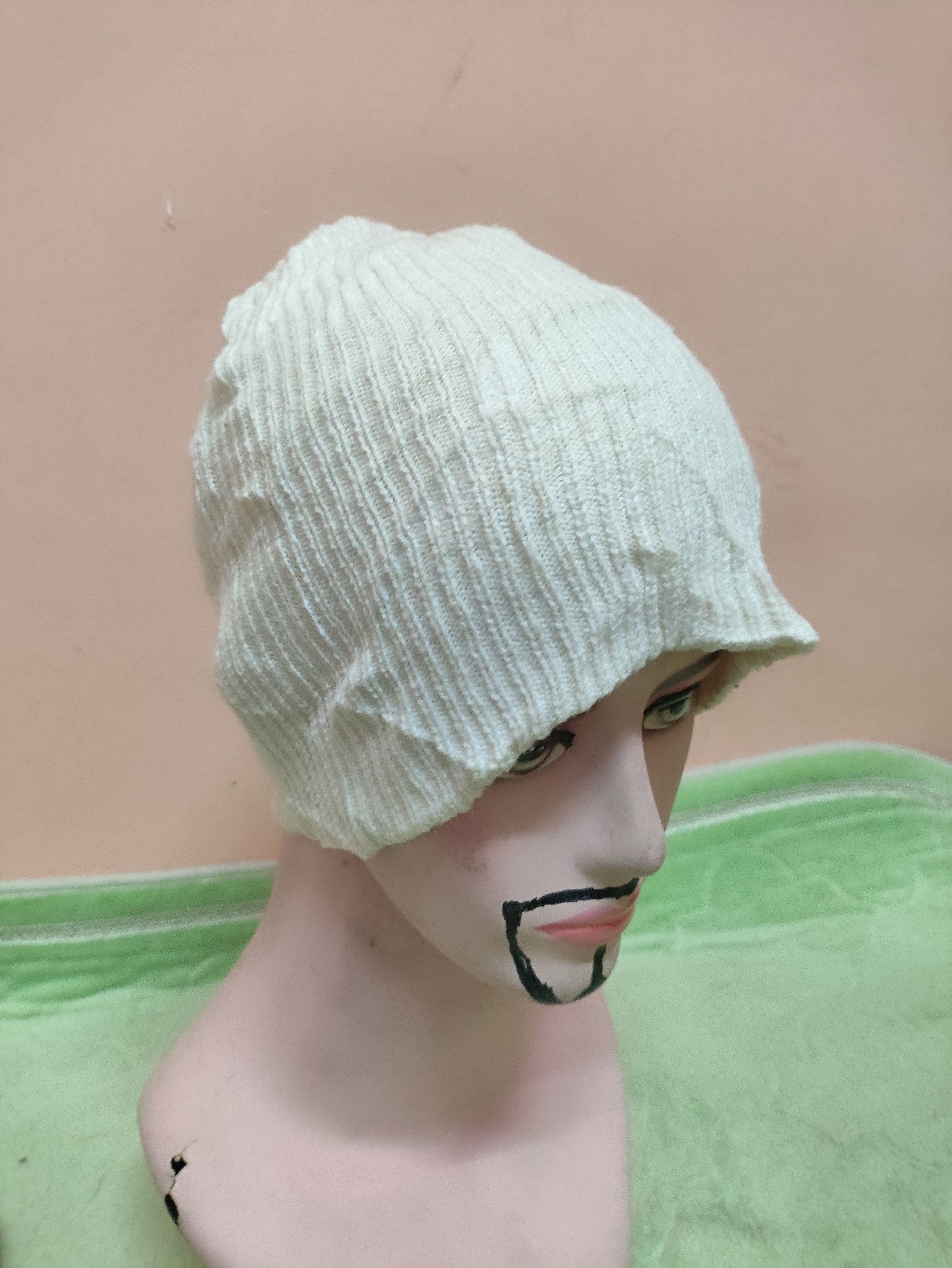 Vintage COMBO 3 Pieces Beanies Vintage Collection Street wear Size ONE SIZE - 3 Thumbnail