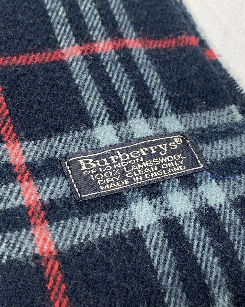 Burberry Burberry Nova Check Wool Scarf Size ONE SIZE - 3 Thumbnail