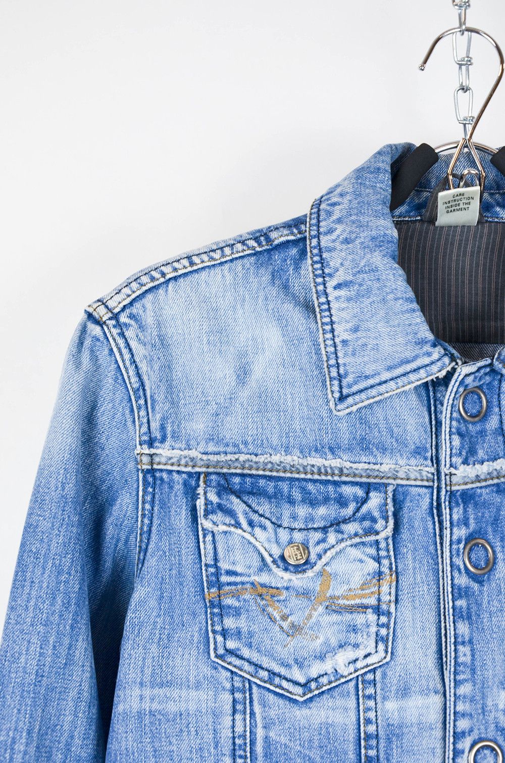 Diesel Diesel Rising Sun Printed Denim Trucker Jacket – Size M Size US M / EU 48-50 / 2 - 4 Thumbnail