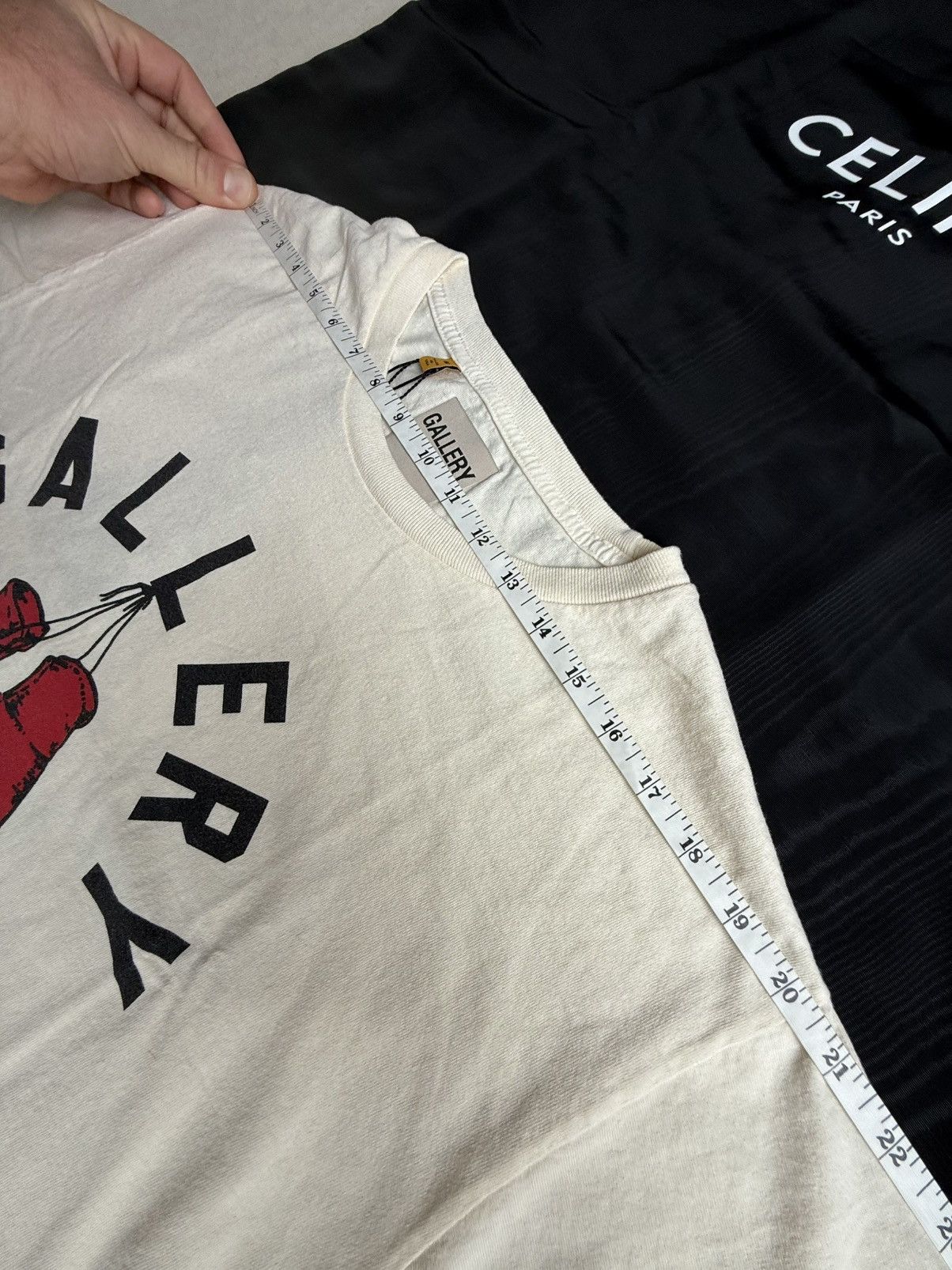 Gallery Dept. Gallery Dept boxing gloves off white t shirt Medium Size US M / EU 48-50 / 2 - 4 Thumbnail