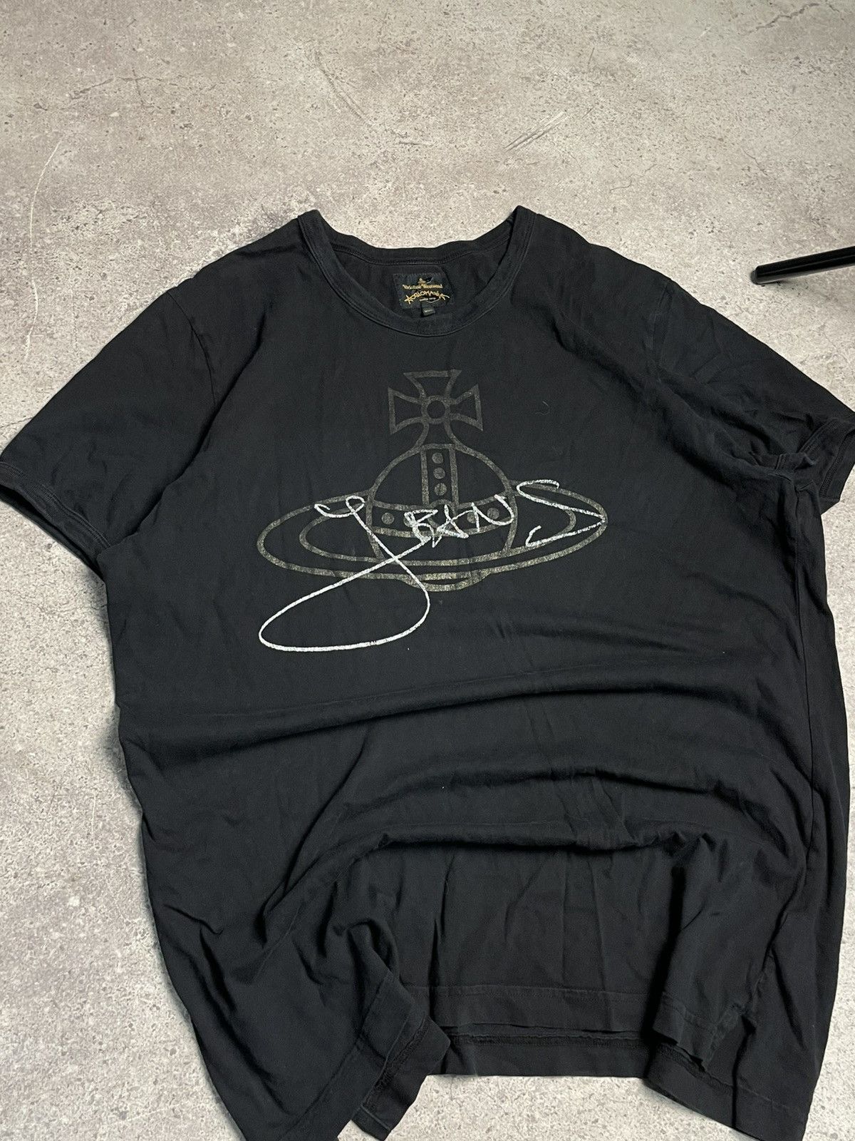 Vivienne Westwood Vivienne Westwood T-Shirt Rare Retro Hype Y2K Size US XXL / EU 58 / 5 - 2 Thumbnail