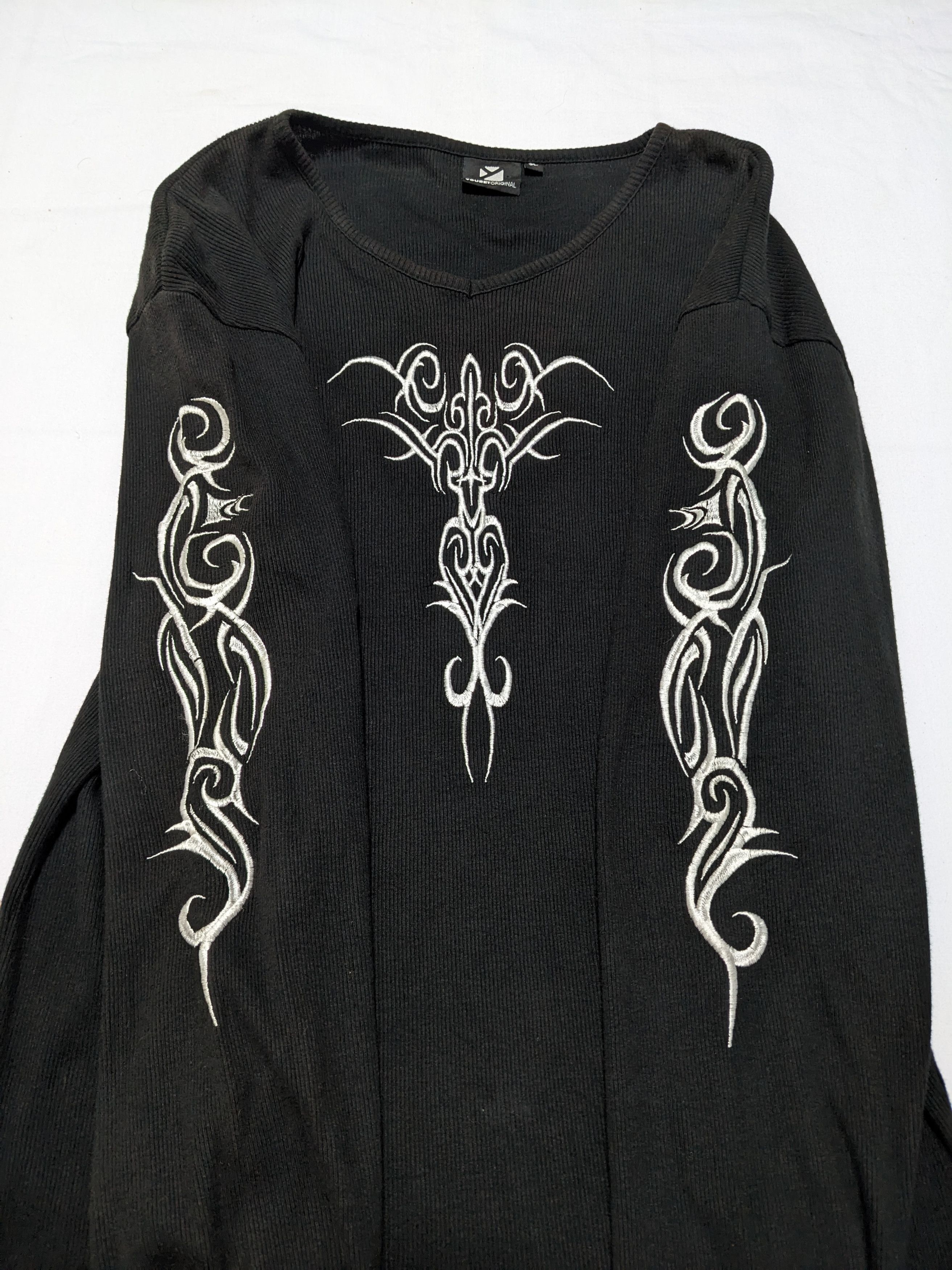Affliction × Japanese Brand × Le Grande Bleu (L.G.B.) Y2K Youbet Affliction Style Tribal Embroidery Black Shirt Size US M / EU 48-50 / 2 - 3 Thumbnail