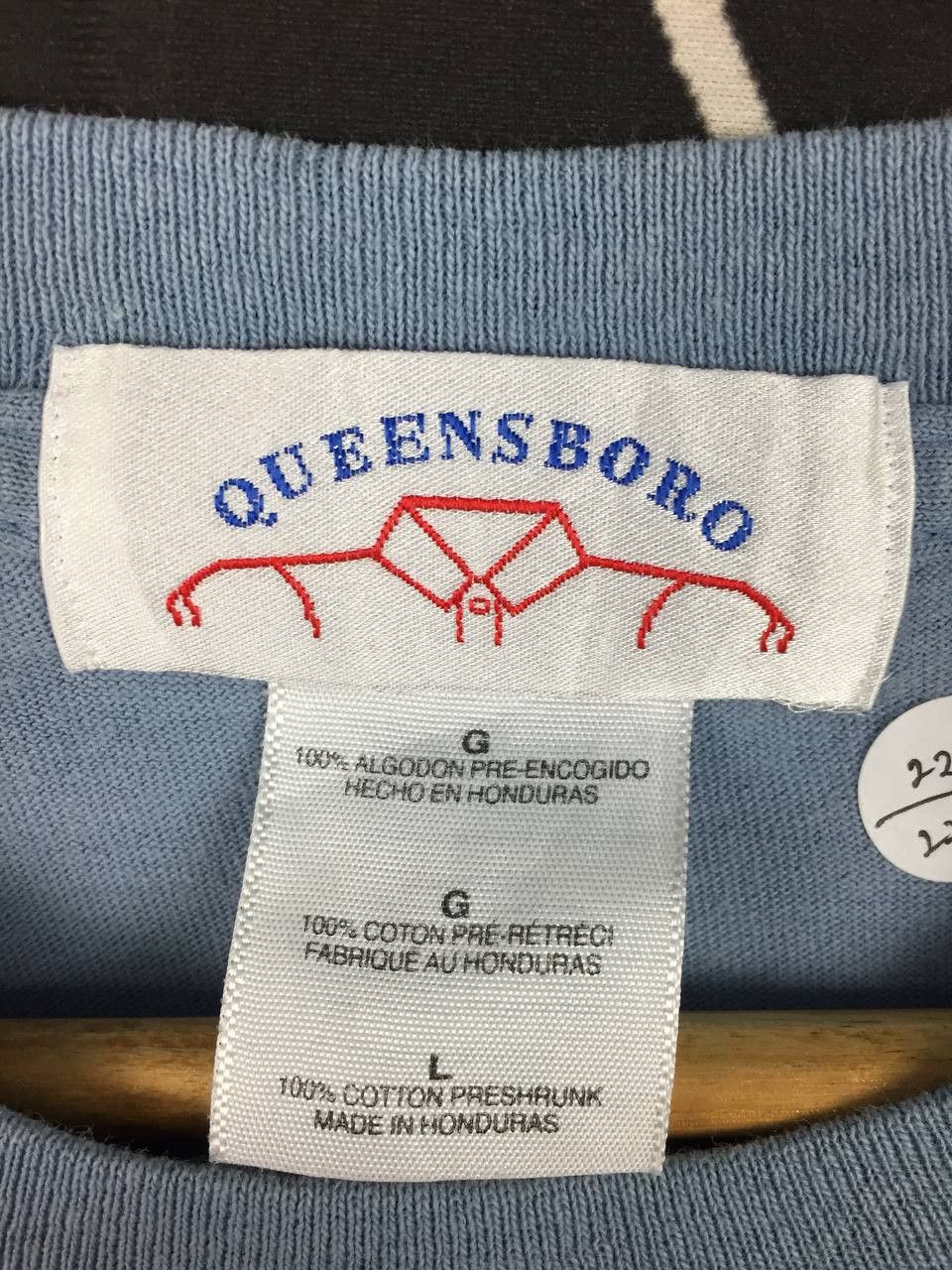 Vintage Vtg Queensboro Lake Maxinkuckee Indiana Embroidered Logo Tee Size US L / EU 52-54 / 3 - 10 Thumbnail