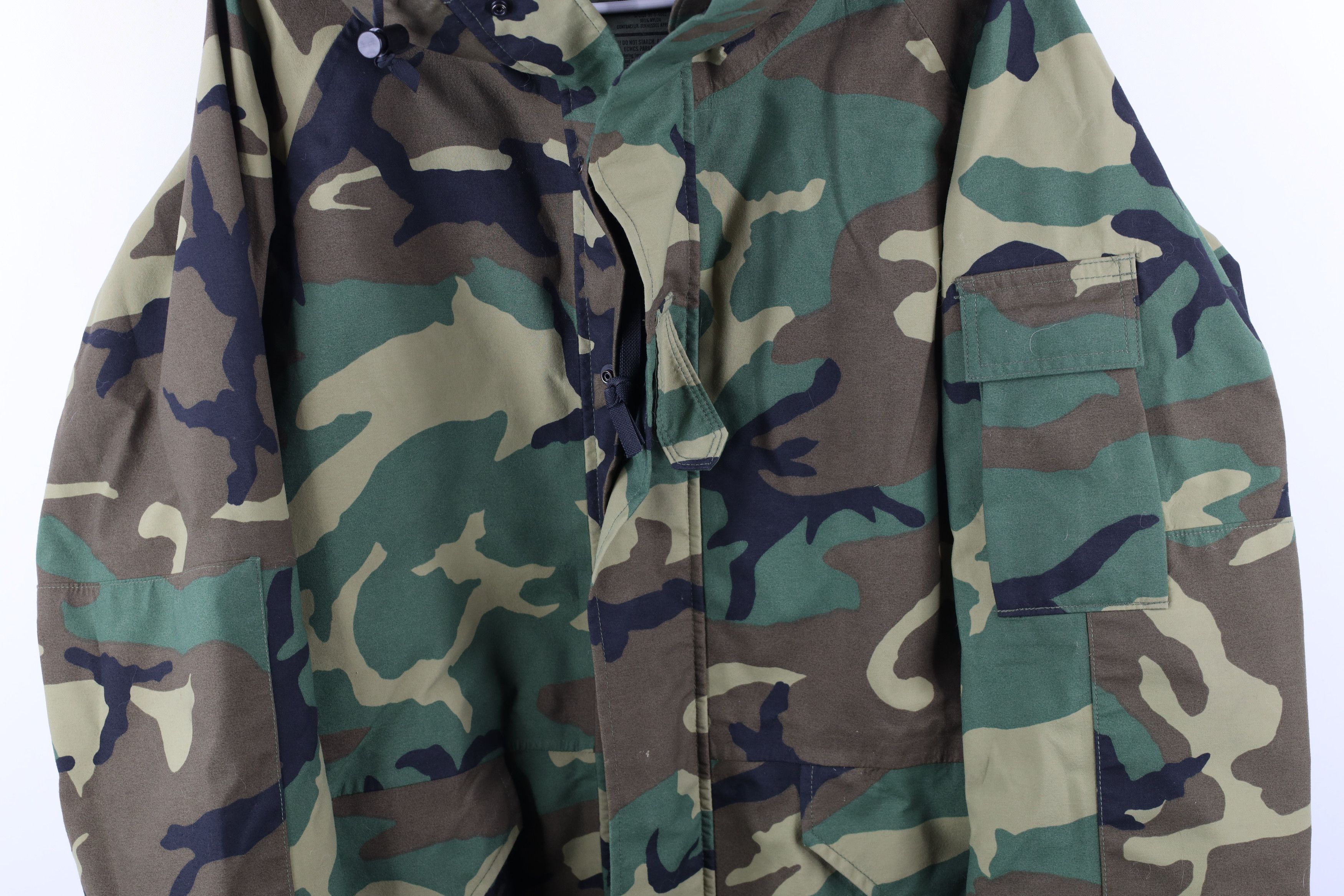 Vintage Vintage 90s Issue Camouflage Cold Weather Parka Jacket USA Size US M / EU 48-50 / 2 - 3 Thumbnail