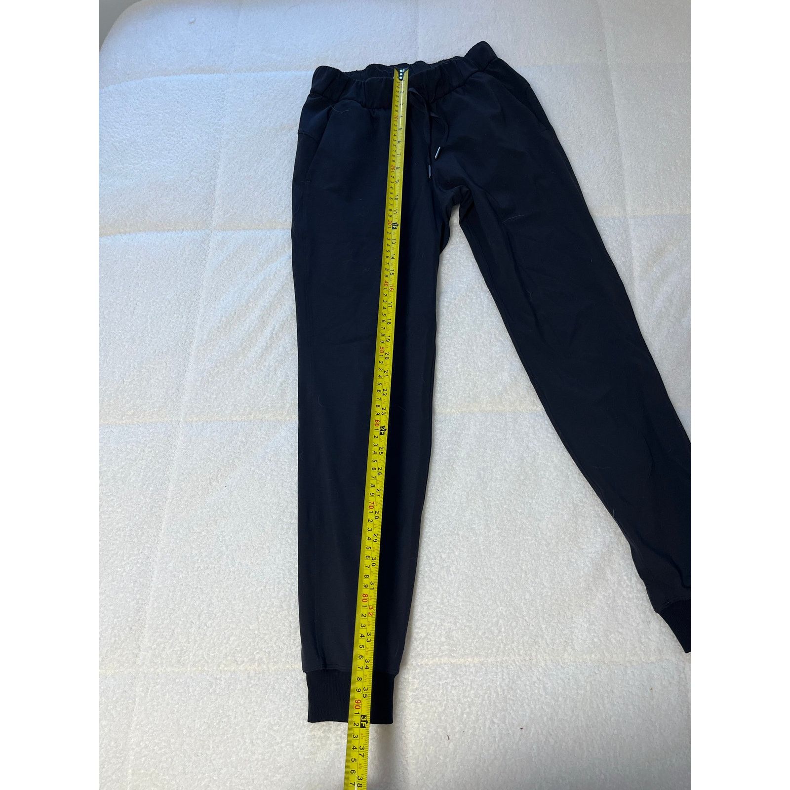 Lululemon Lululemon women’s black joggers size 2 Size 26" / US 2 / IT 38 - 4 Thumbnail