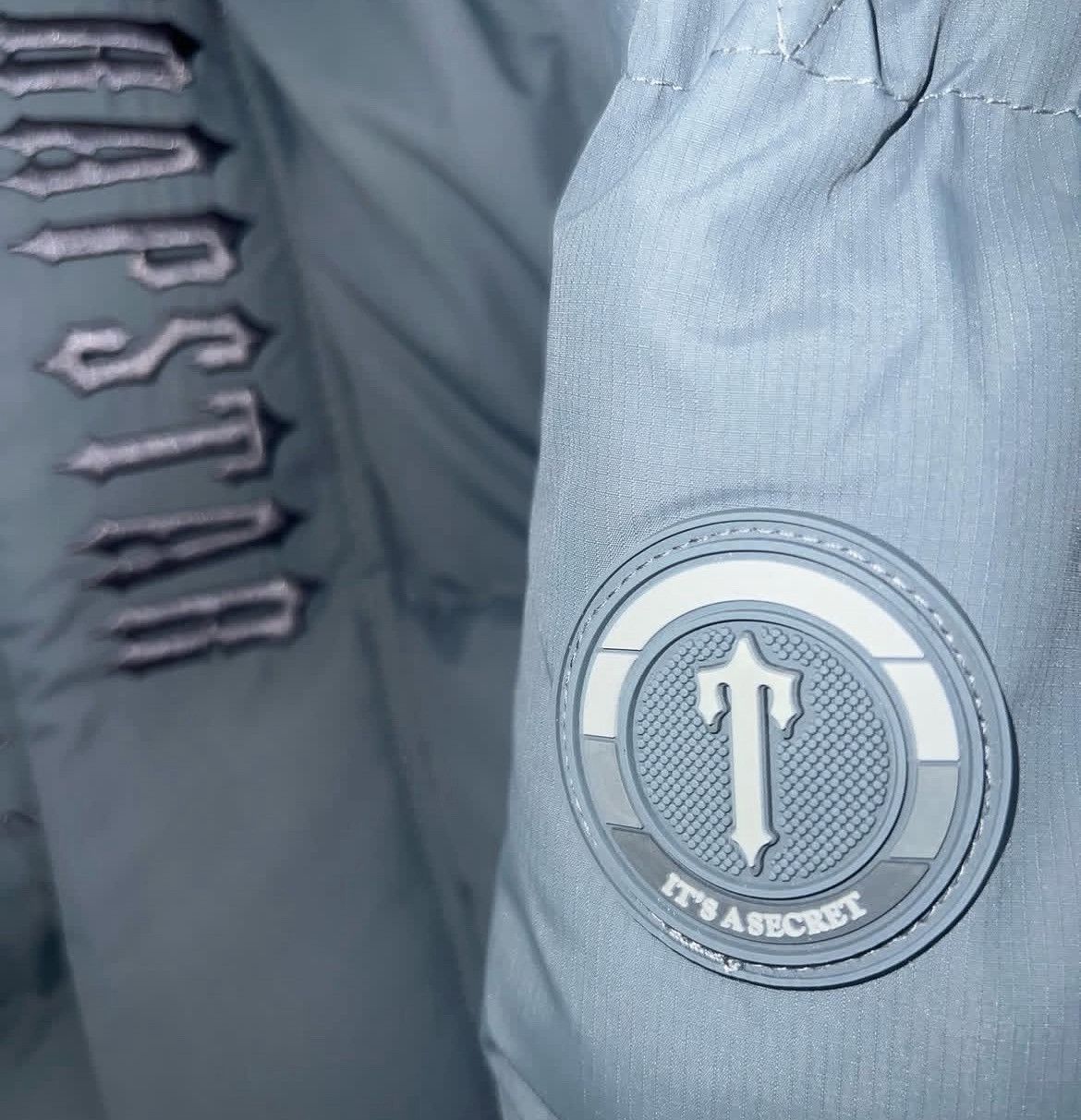 Trapstar London Trapstar Decoded Hooded Puffer 2.0 - Grey Size US S / EU 44-46 / 1 - 7 Thumbnail