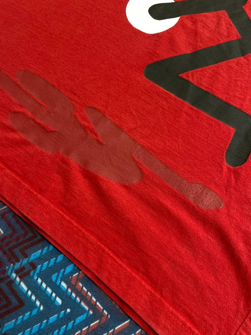 Nike Streetwear red T-Shirt Nike logo print Crazy Y2K Vintage Size US M / EU 48-50 / 2 - 10 Thumbnail