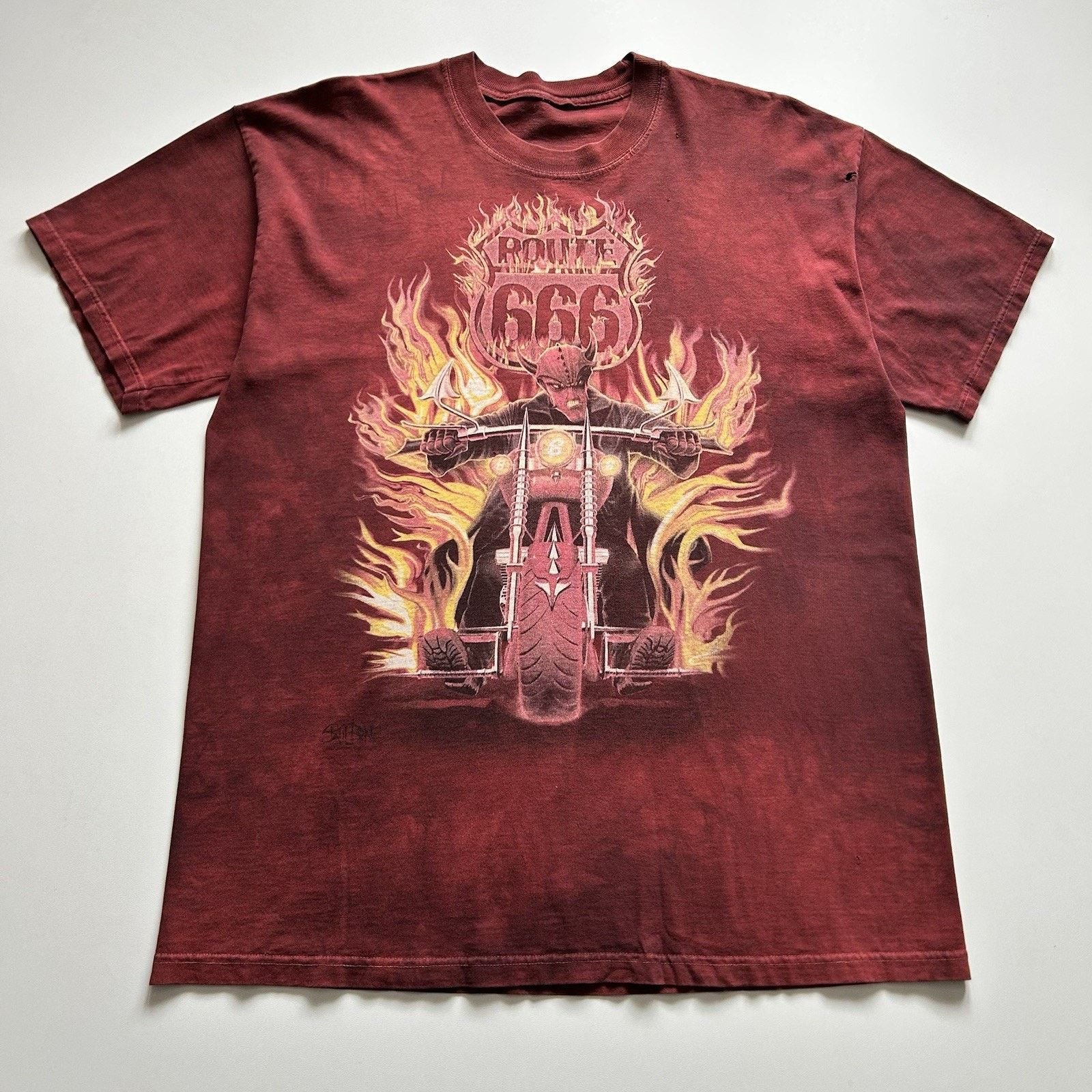 The Mountain Vintage Devil T-Shirt XL Burgundy The Mountain Art Parody Size US XL / EU 56 / 4 - 1 Thumbnail