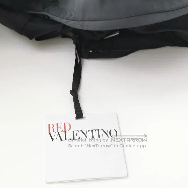 Valentino Valentino Solid color round neck sleeveless dress Size M / US 6-8 / IT 42-44 - 3 Thumbnail