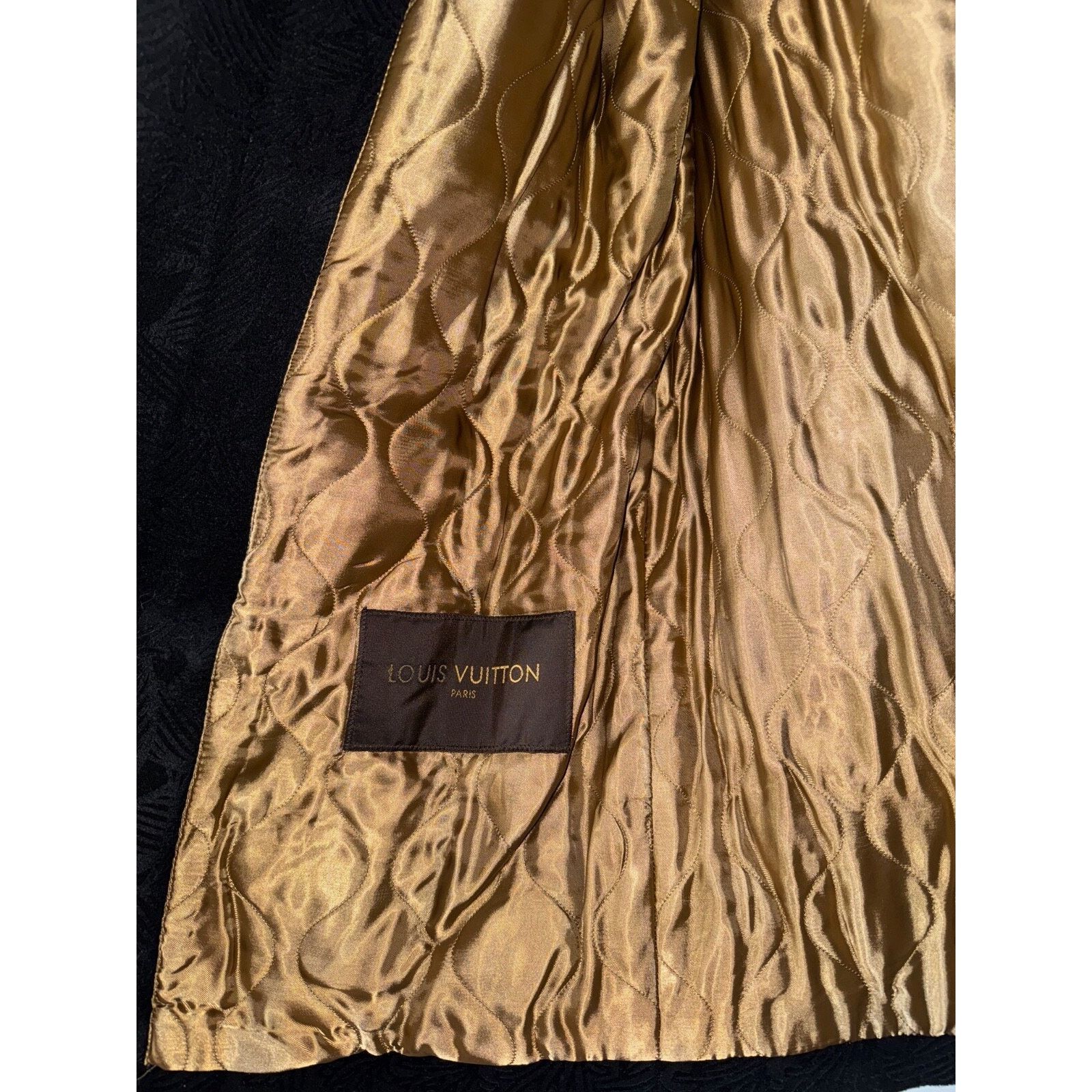 Louis Vuitton Louis Vuitton Kim Jones Nemeth Black Horn Coat Jacket 50 Size US M / EU 48-50 / 2 - 11 Thumbnail