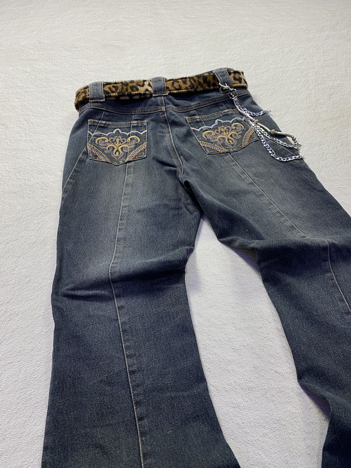 If Six Was Nine × Japanese Brand × Le Grande Bleu (L.G.B.) Full heart mud washed stripe stich flare jean Size US 29 - 4 Thumbnail