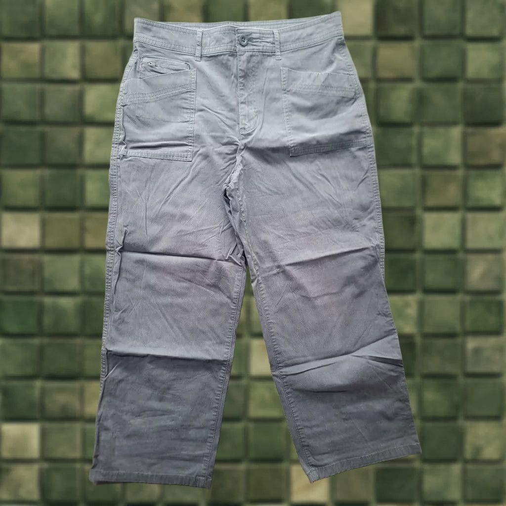 Eddie Bauer Eddie Bauer Capris Womens 8 Capri Pants Flat Front Twill Cotton Nylon Spandex 24 Inseam Gray Size ONE SIZE - 1 Thumbnail