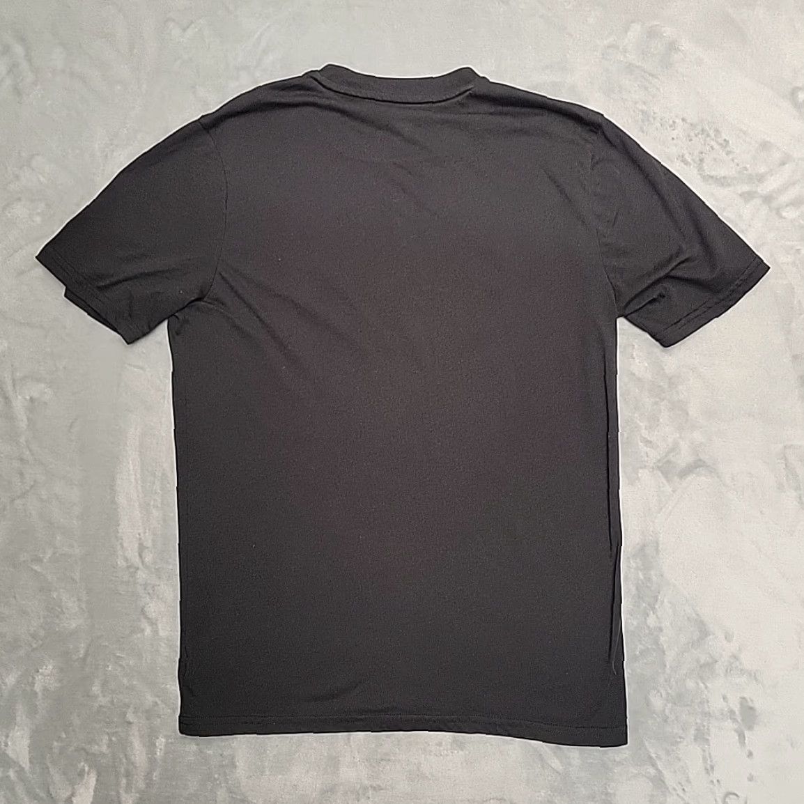 Oakley VINTAGE Oakley Shirt Mens Small Black Short Sleeve Crewneck Spellout Logo Buckle Casual Size US S / EU 44-46 / 1 - 7 Thumbnail