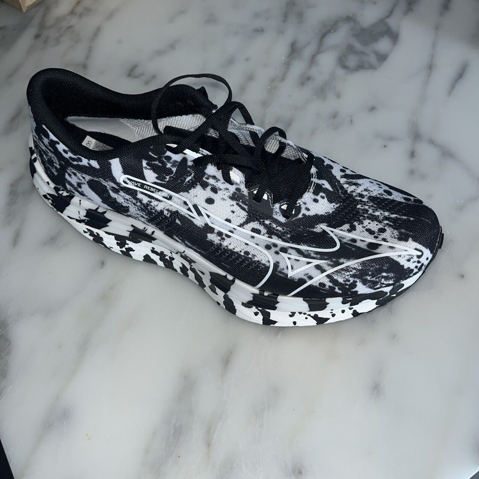 image of Mizuno Wave Rebellion Pro Shoes in Black/White Kakizome, Men's (Size 12)