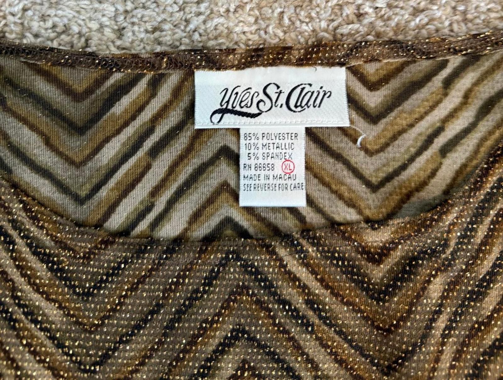 Designer Y2K Vintage Yves St. Clair Chevron Pattern Glitter Top Size XL / US 12-14 / IT 48-50 - 1 Thumbnail