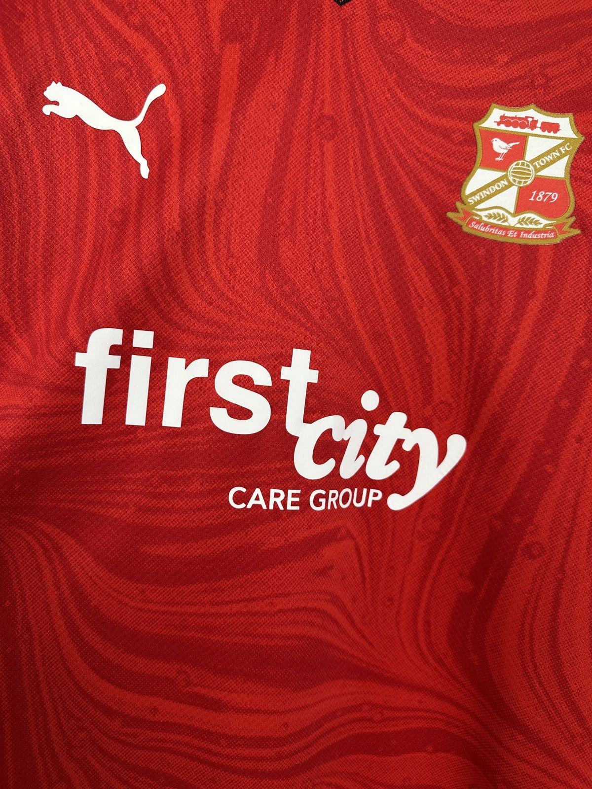 Puma SWINDON TOWN 22/23 PUMA Home Football Shirt Soccer Jersey XL Size US XL / EU 56 / 4 - 8 Thumbnail