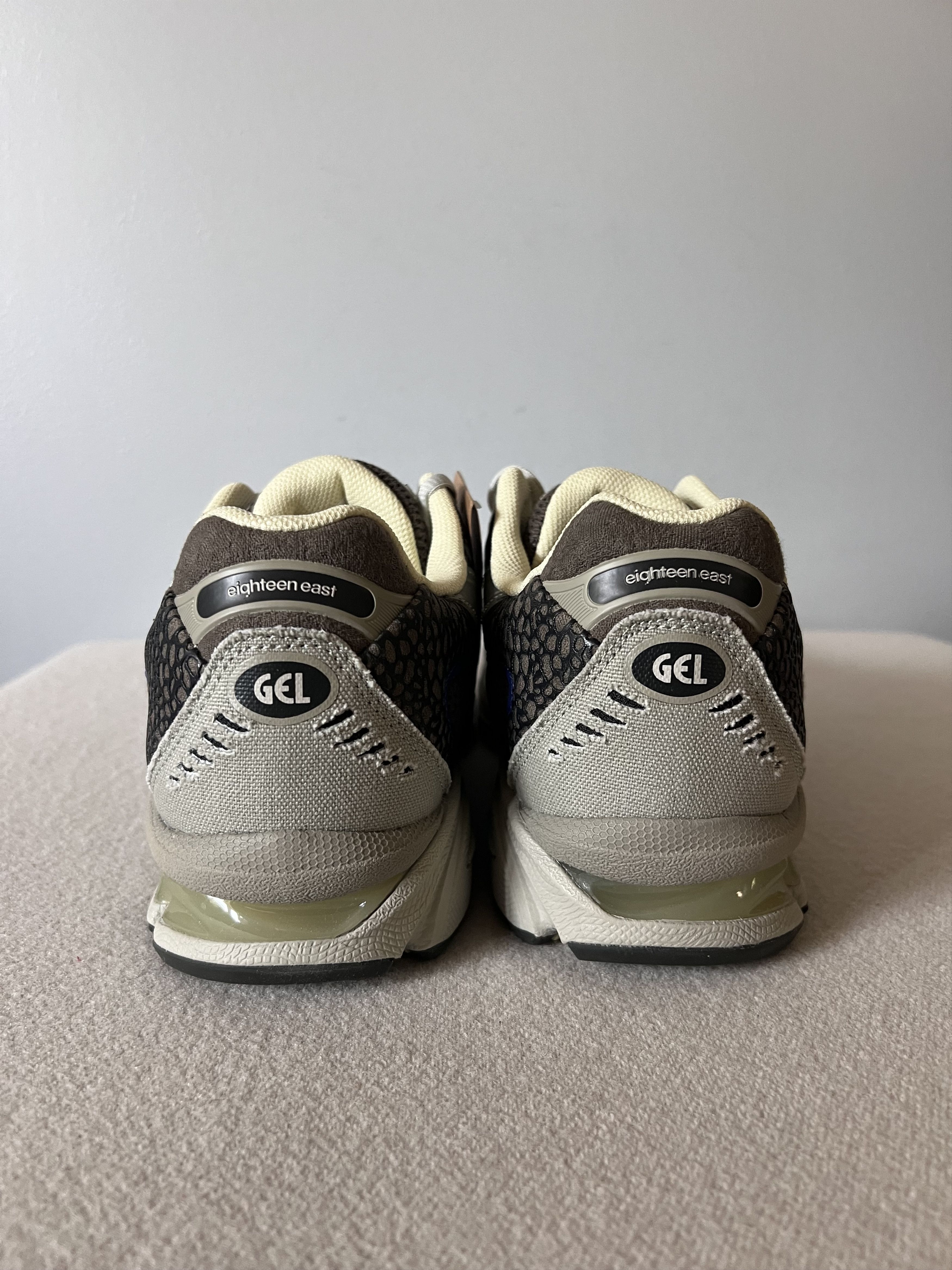 18 East 18 East Asics Gel Nimbus 10.1 in Canteen Gray Size US 8.5 / EU 41-42 - 5 Thumbnail