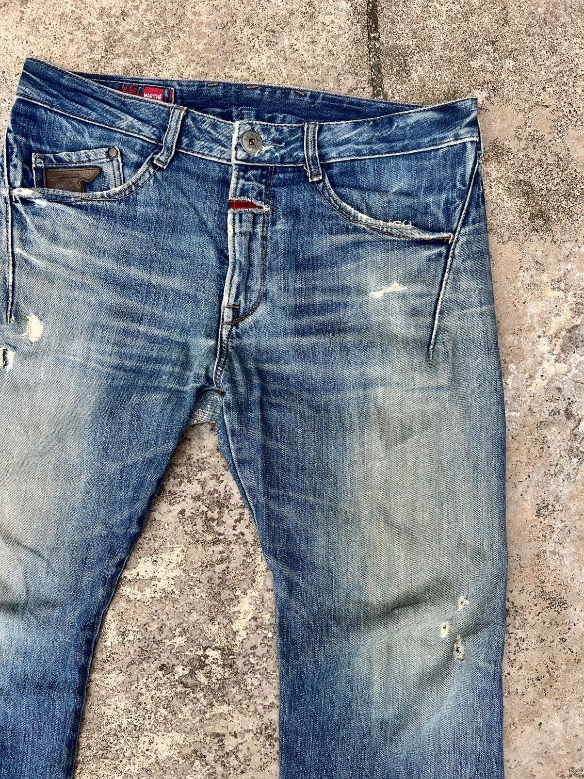 Marithe + Francois Girbaud Vintage MFG Distressed Low Rise Flared Jeans Size US 36 / EU 52 - 7 Thumbnail