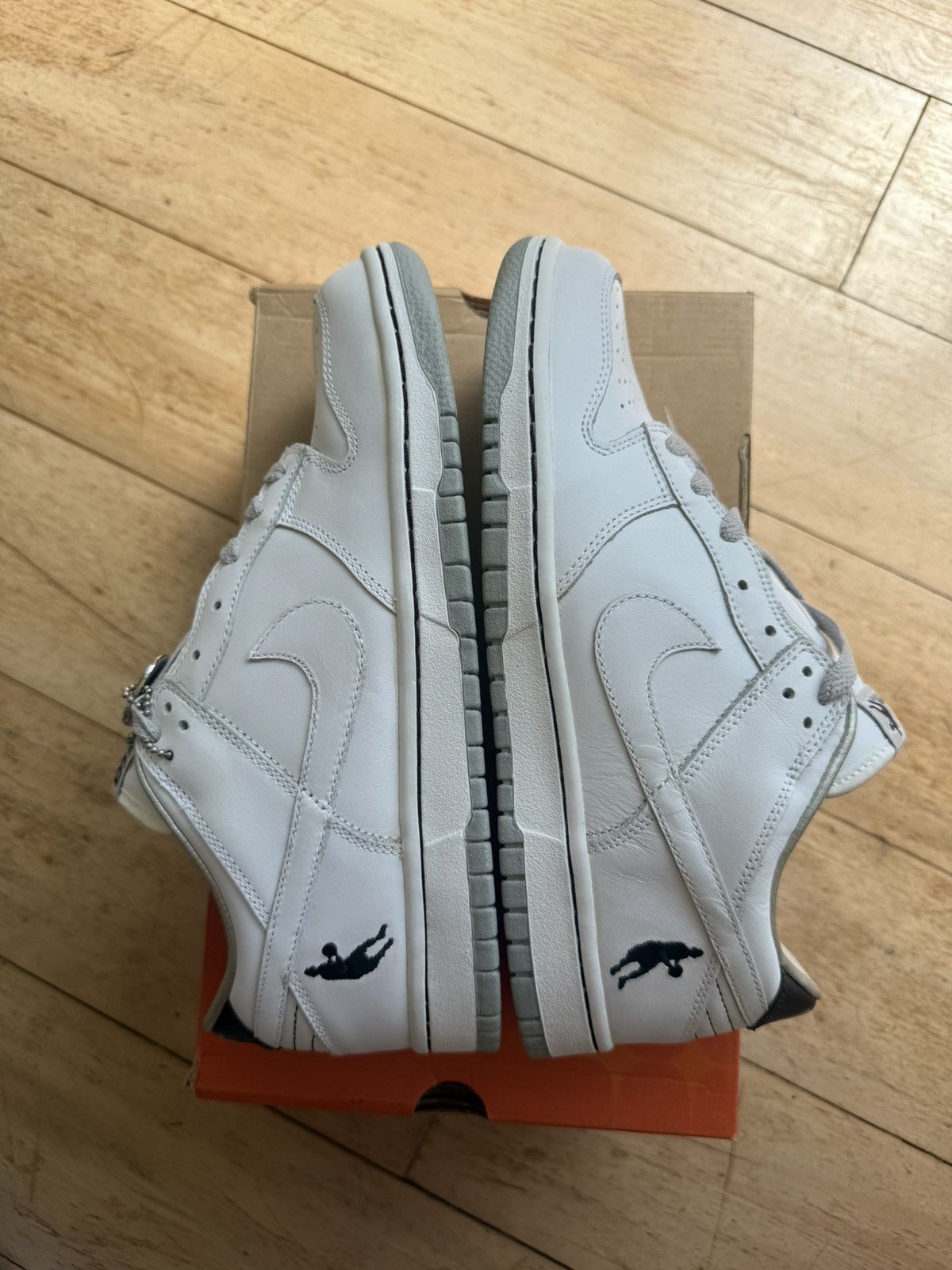 Nike Nike Dunk 2004 Tony Parker Player Exclusive Size US 8.5 / EU 41-42 - 3 Thumbnail