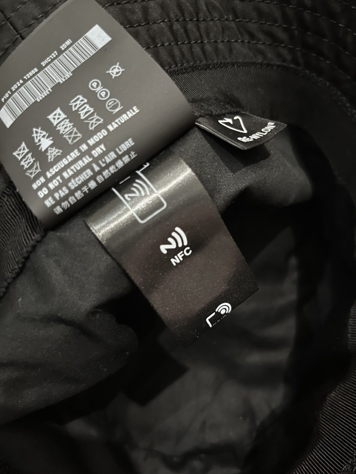Prada Prada re nylon bucket hat Size ONE SIZE - 6 Thumbnail