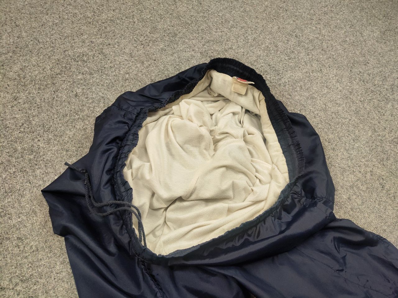 Nike Vintage 90s Nike Navy Nylon Track Pants Y2K Rare Retro Hype Size US 36 / EU 52 - 14 Thumbnail