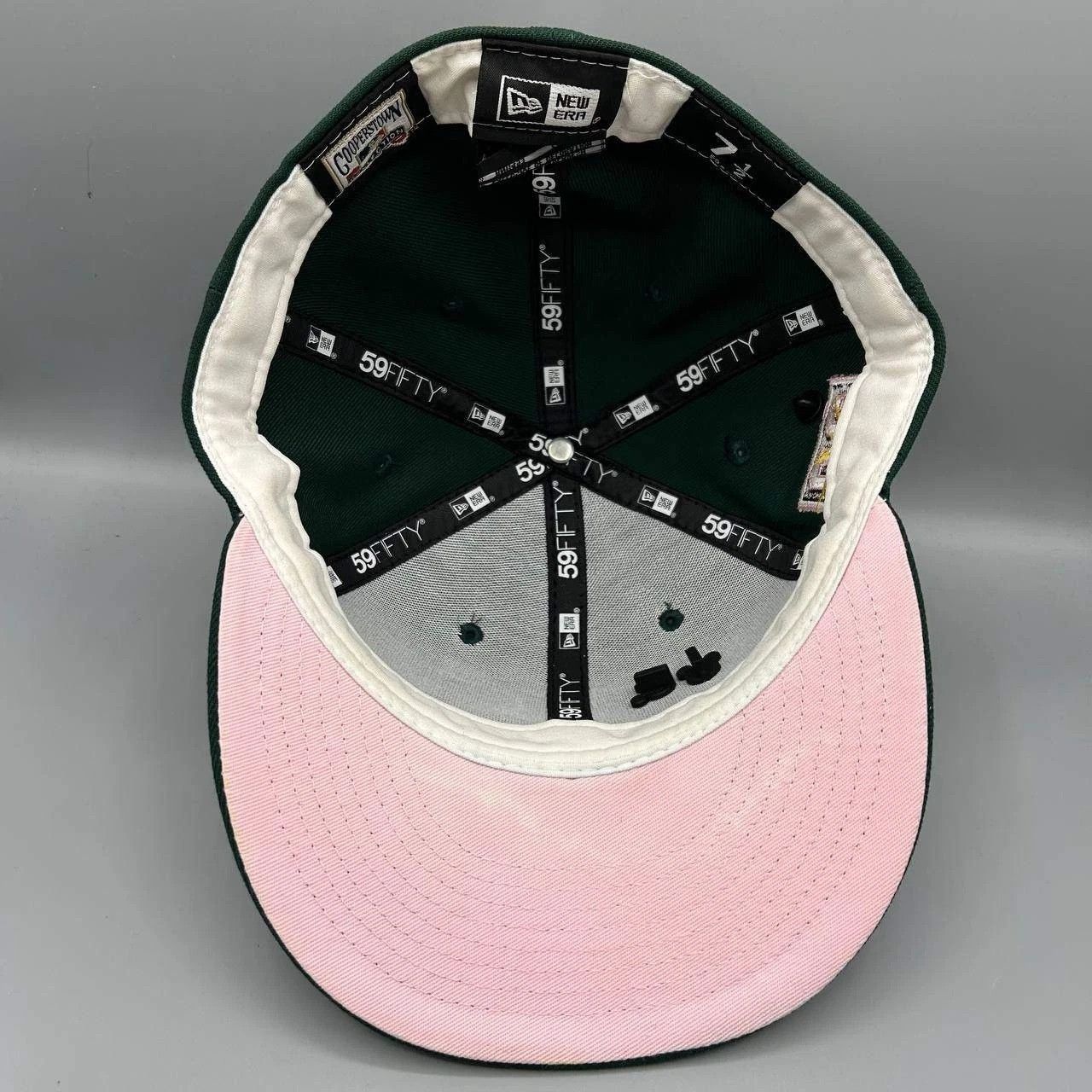 New Era Tampa Bay Devil Rays Hat Men 7 1/2 Green Pink MLB Fitted Cap Size ONE SIZE - 2 Thumbnail