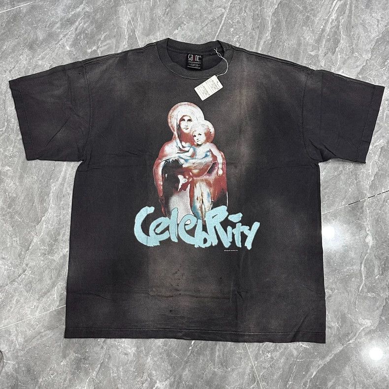 Saint Michael Saint Michael Graffiti Madonna holding baby short sleeves Size US XXL / EU 58 / 5 - 1 Thumbnail