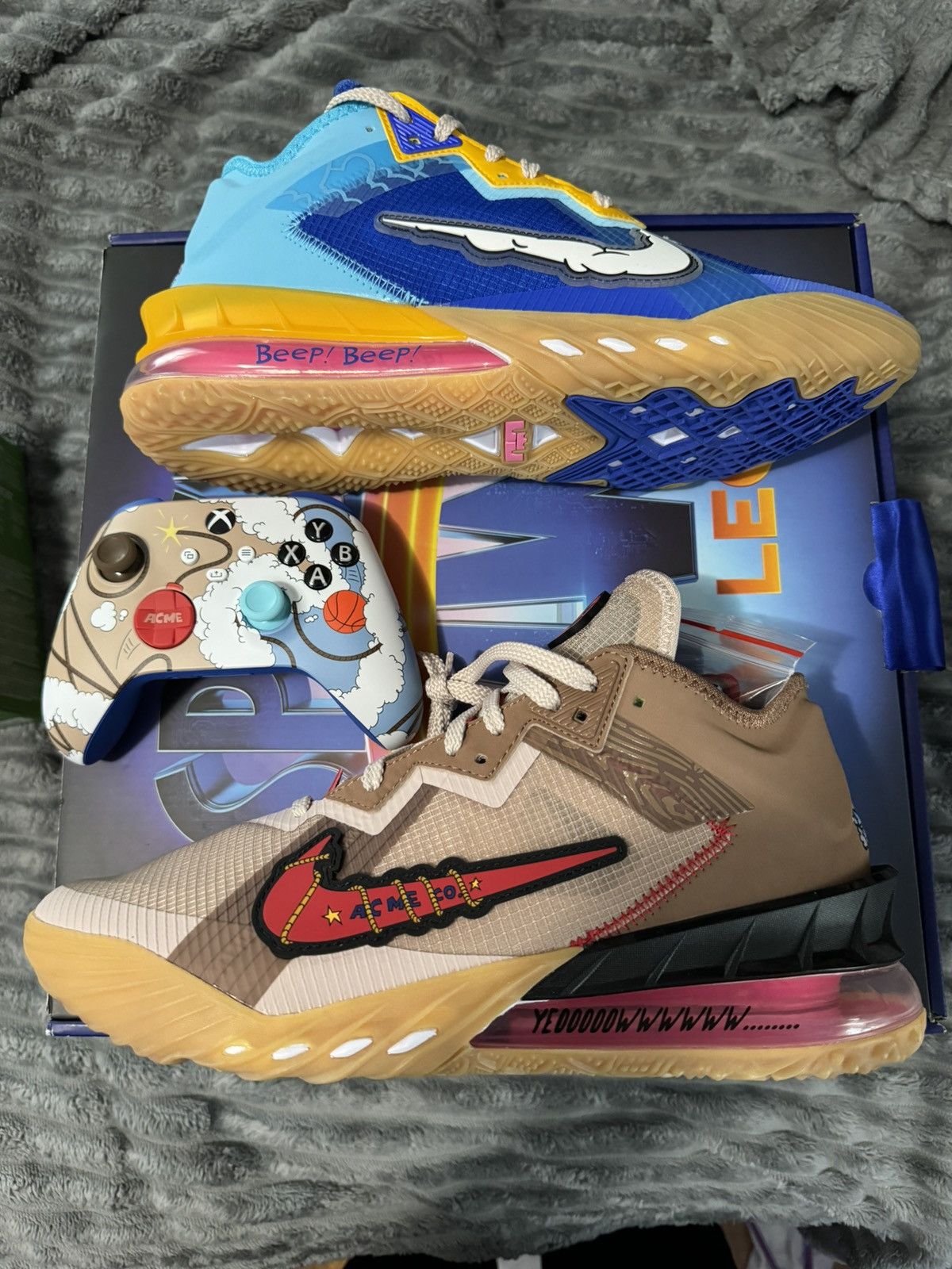 wile e vs roadrunner controller
