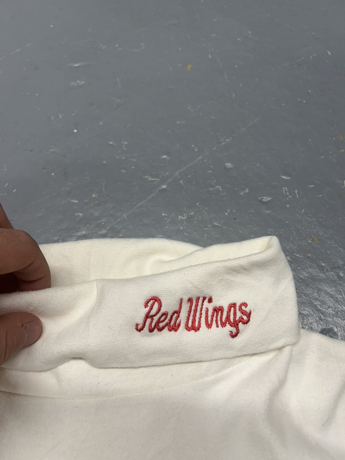 NHL × Vintage Crazy Vintage 90s Essential Detroit Red Wings Turtleneck NHL Size US L / EU 52-54 / 3 - 2 Thumbnail