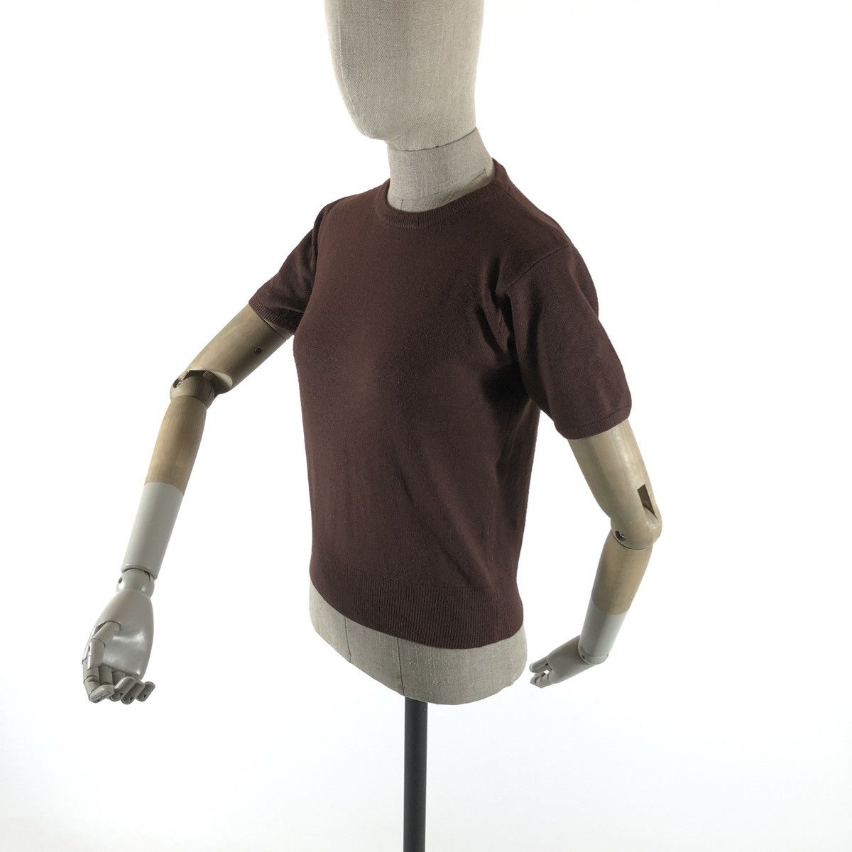 MCM VTG MCM Short Sleeve Logo Japan Wool Brown Acryl Top T-Shirt Size M / US 6-8 / IT 42-44 - 9 Thumbnail