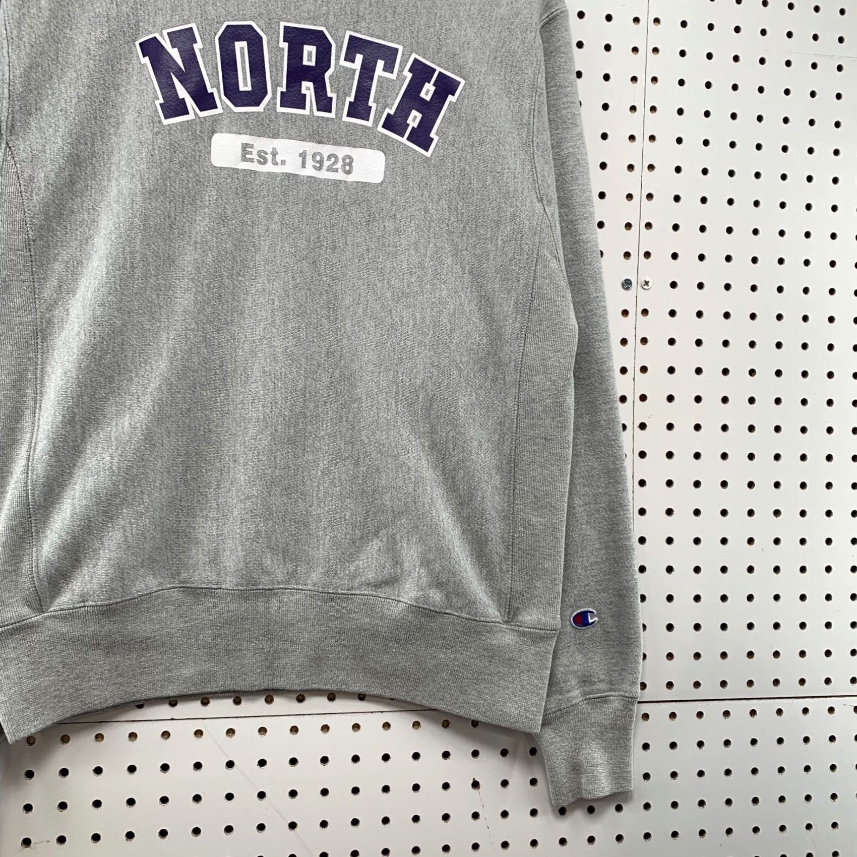 Champion Champion Reverse Weave Sweatshirt Mens S North Gray Purple Crew Neck Long Sleeve Pullover 21x26 Comfort Winter Fall Size US S / EU 44-46 / 1 - 6 Thumbnail