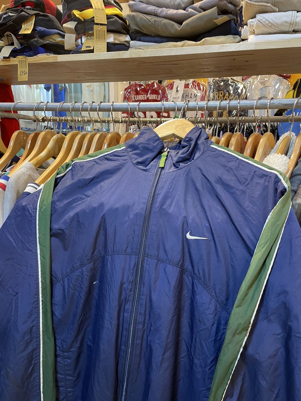 Nike Vintage Nike Windbreaker Jacket Size US M / EU 48-50 / 2 - 2 Thumbnail