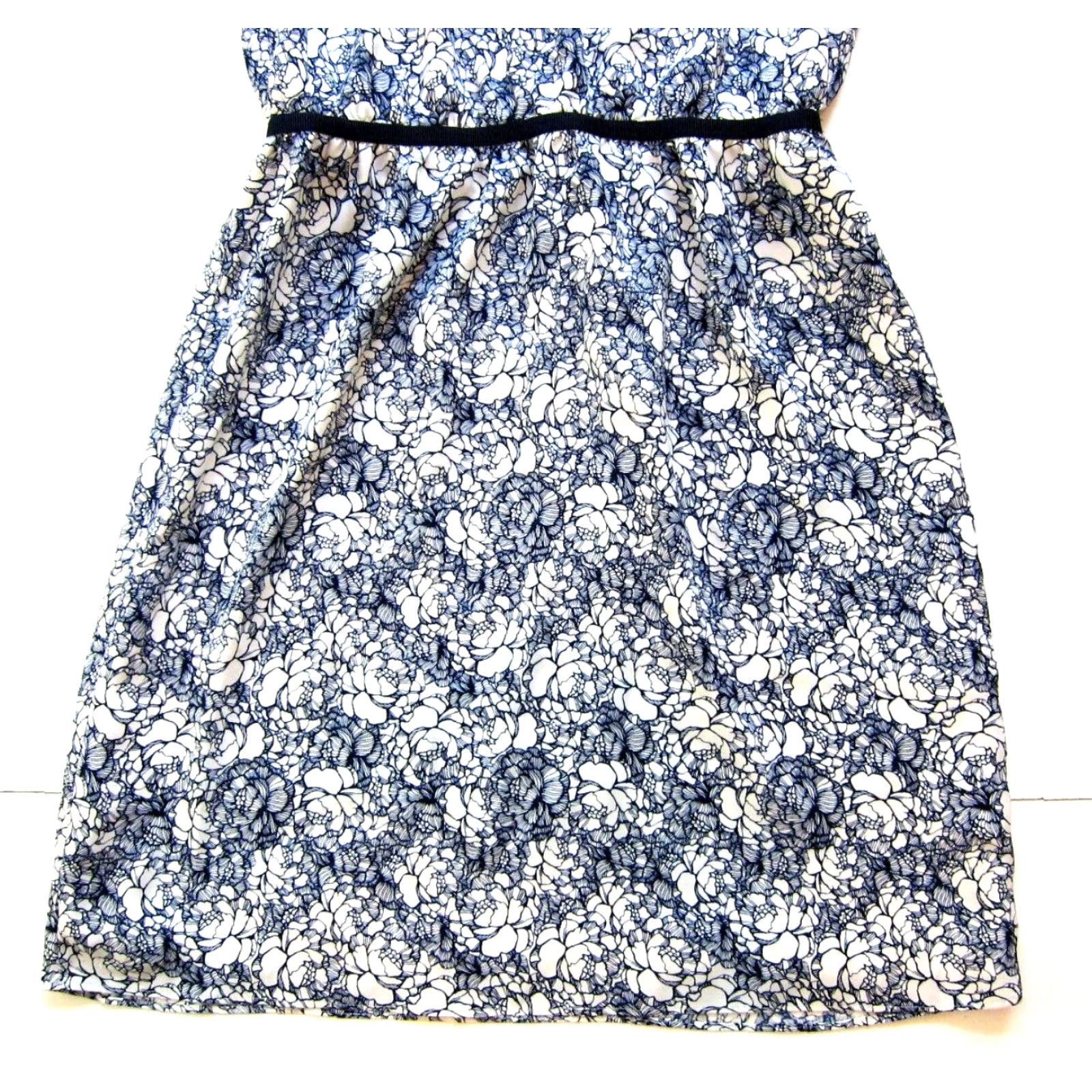 VINTAGE Ann Taylor Loft Black Ivory Floral Cap Sleeve Fit Flare Sun Dress 6