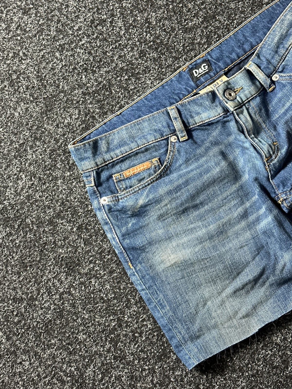 Dolce & Gabbana 🚨VINTAGE DOLCE&GABBANA SHORTS denim jeans GIRLY Size 30" / US 8 / IT 44 - 2 Thumbnail