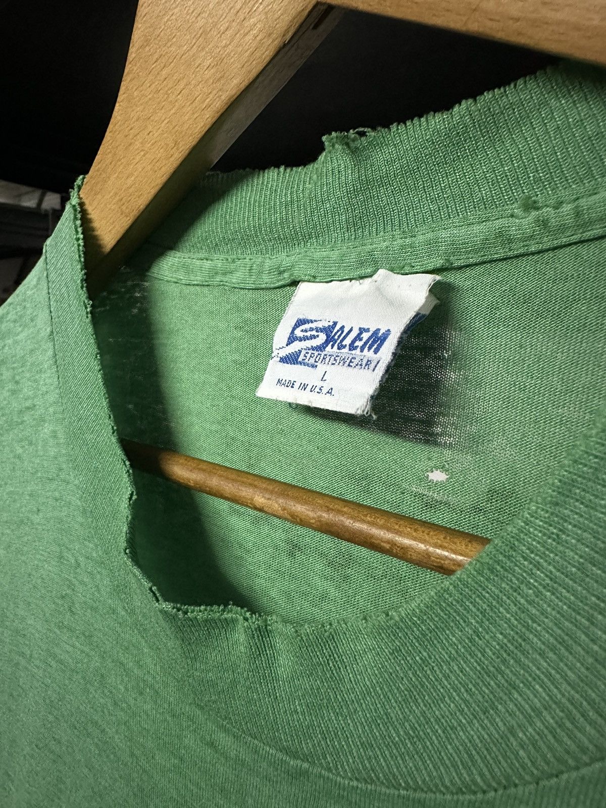 NBA × Vintage Vintage 80s Nba Larry Bird Distressed Single Stitch Tee Size US L / EU 52-54 / 3 - 9 Thumbnail