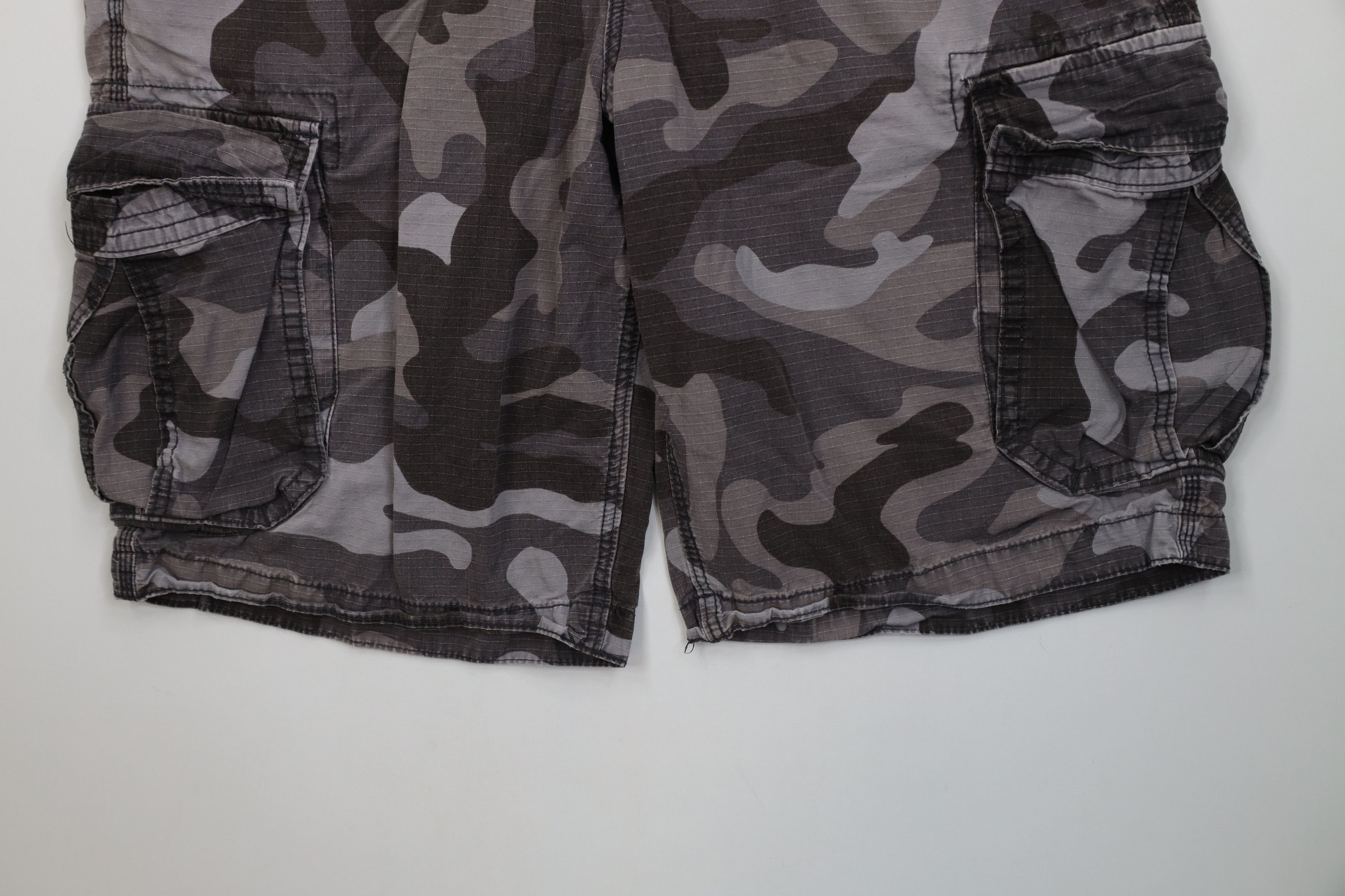American Eagle Outfitters Vintage Y2K American Eagle Ripstop Camouflage Cargo Shorts Size US 38 / EU 54 - 4 Thumbnail