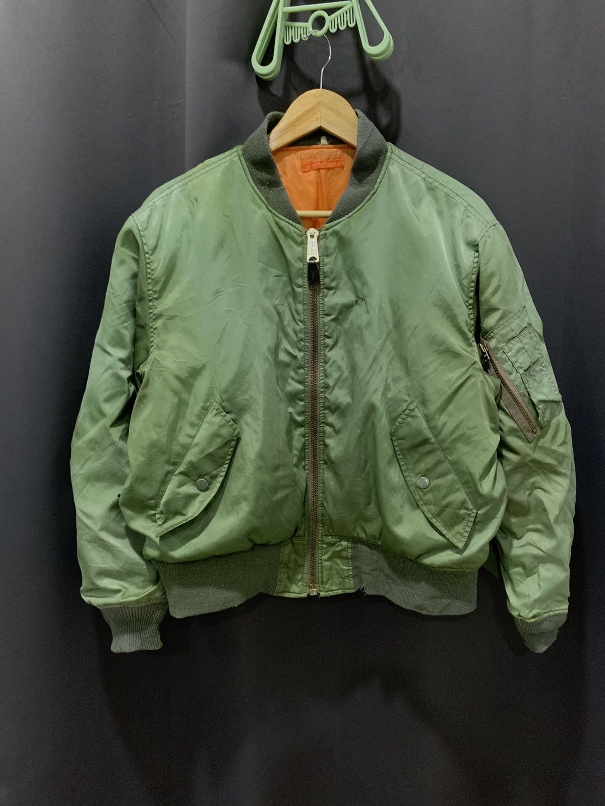 Vintage VINTAGE 1990S BOMBER JACKET TALON ZIP Size US L / EU 52-54 / 3 - 1 Thumbnail