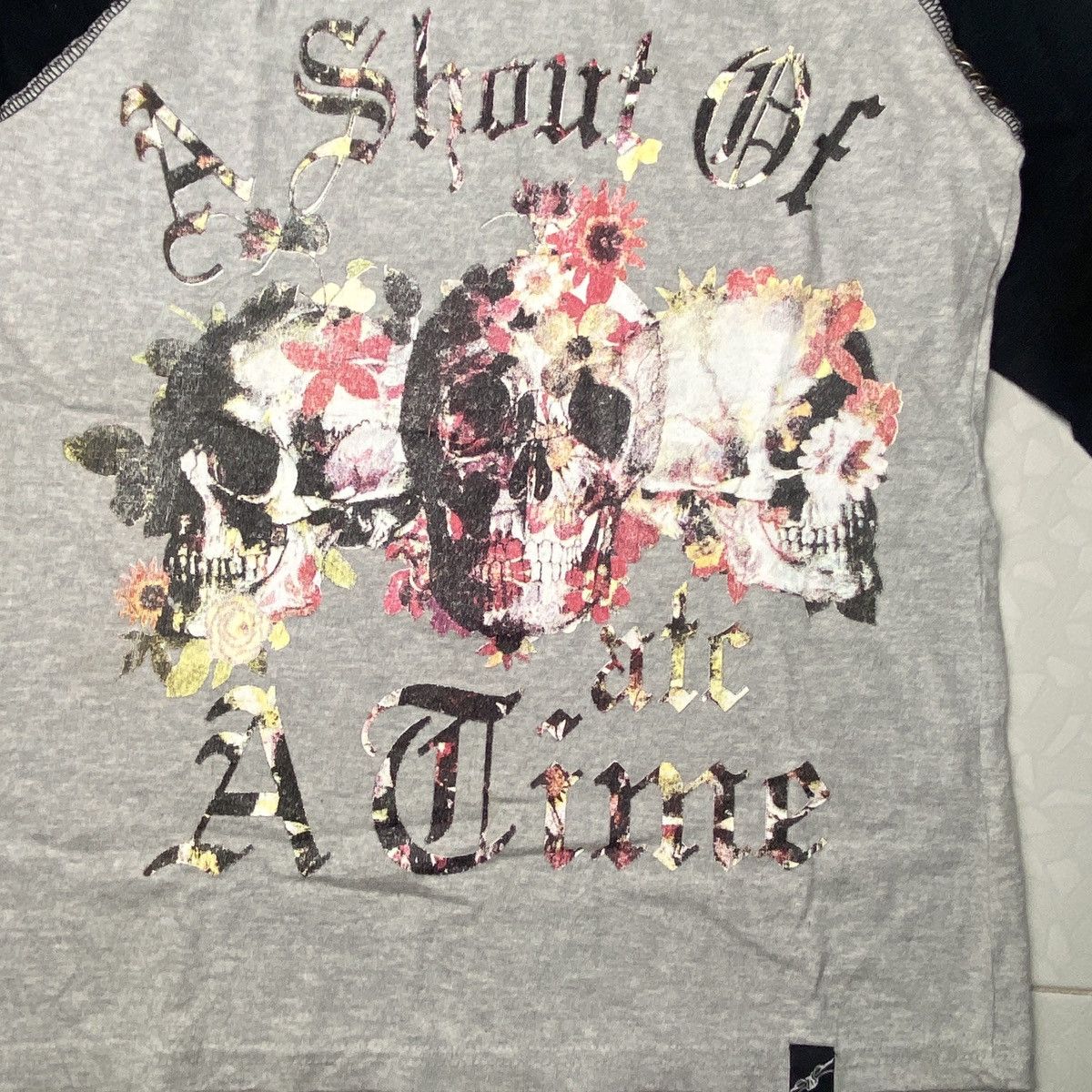 If Six Was Nine 2000's In The Attic Pierced Skull Raglan Size US S / EU 44-46 / 1 - 4 Thumbnail