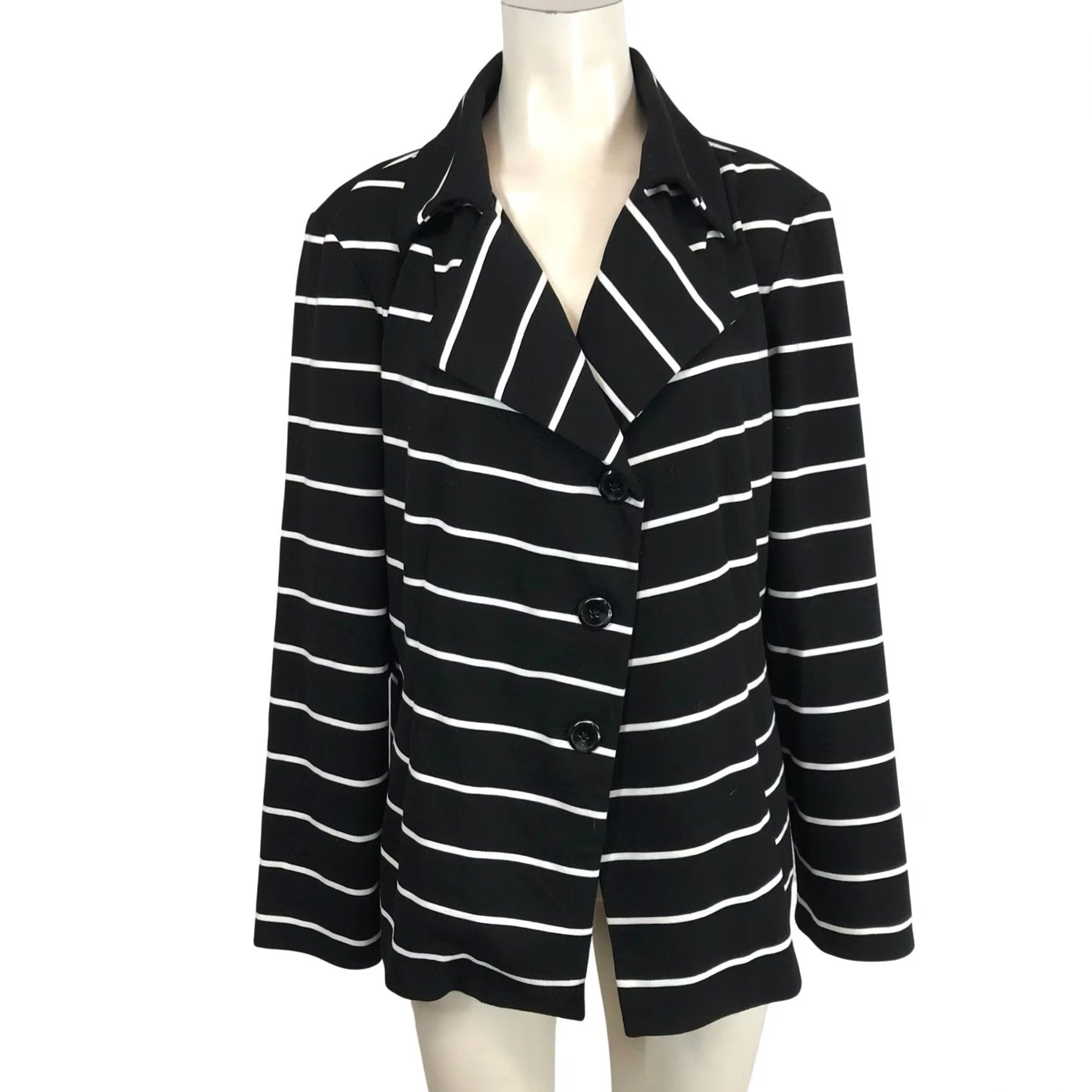 Vintage VINTAGE? No. Chicos Black White Stripe Double Breasted Blazer Women Size 3 -> CHICOS Black White Stripe Double-Breasted Blazer Women Size 3 Size XS / US 0-2 / IT 36-38 - 2 Thumbnail