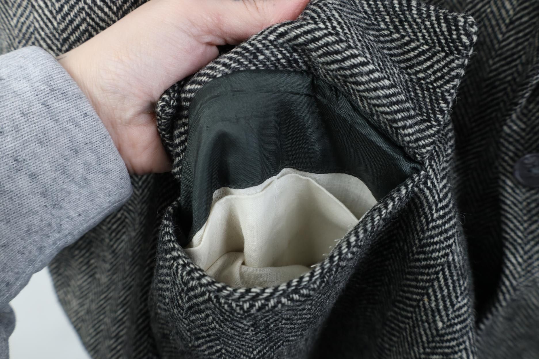 Vintage Vintage 90s Streetwear Herringbone Suit Coat Blazer Jacket Size US XL / EU 56 / 4 - 6 Thumbnail
