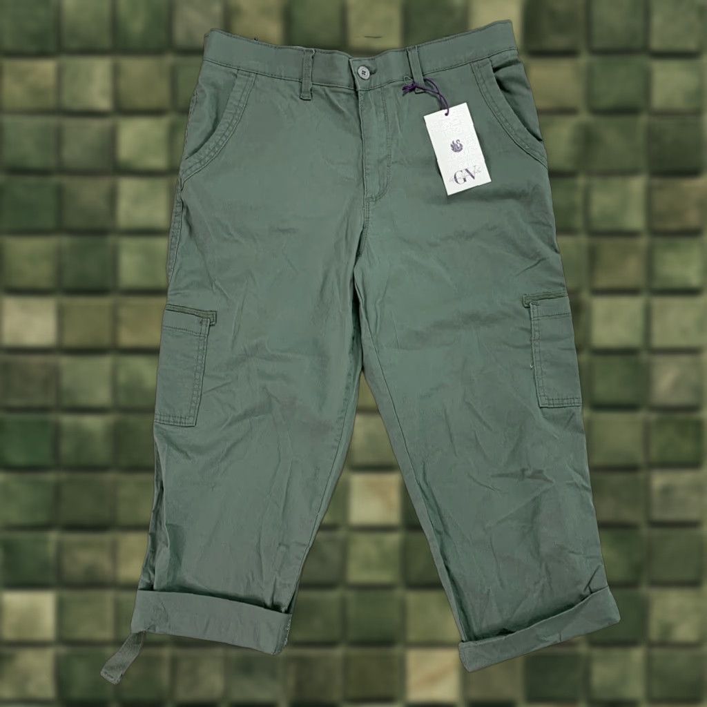 Gloria Vanderbilt Gloria Vanderbilt Garden Sage Cargo Capri Womens 8 NWD-12804 Size ONE SIZE - 1 Thumbnail