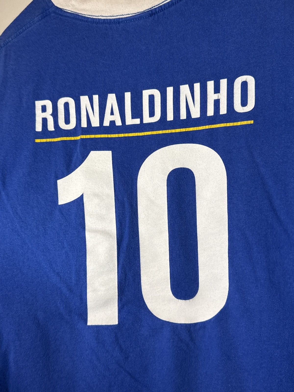 Vintage Nike Brazil Ronaldinho #10 Center Swoosh T Shirt