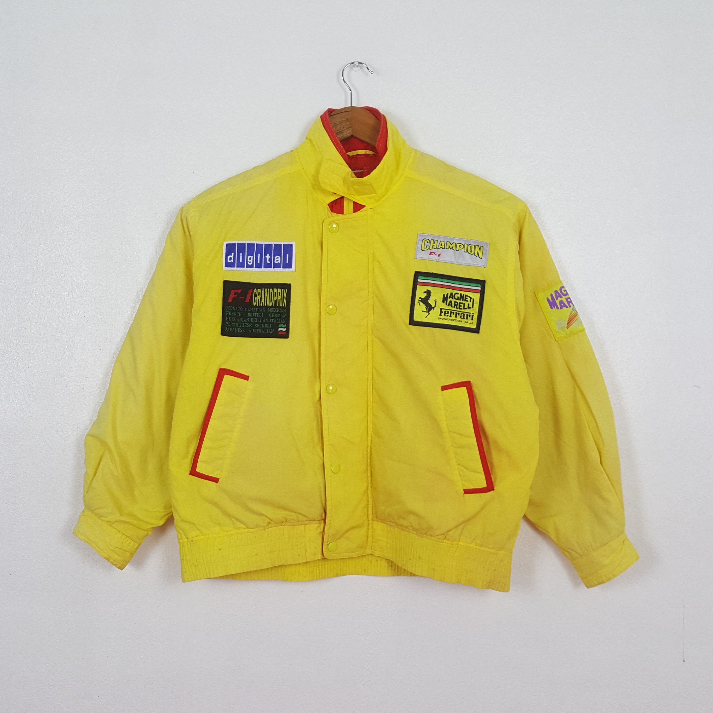 Ferrari Vintage Magneti Marelli Ferrari Formula One Jacket C315N22 Size US XL / EU 56 / 4 - 1 Thumbnail